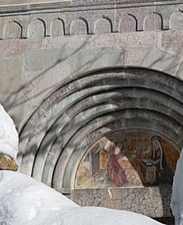 Portal of the church of Névache